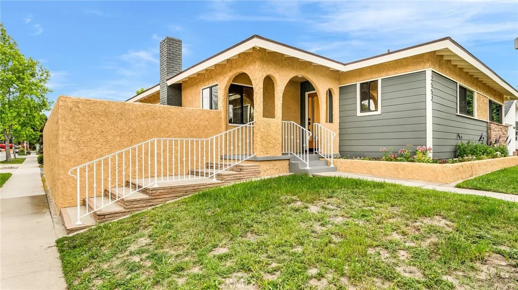 2552 Ostrom Ave, Long Beach, California 90815 home-pic-42